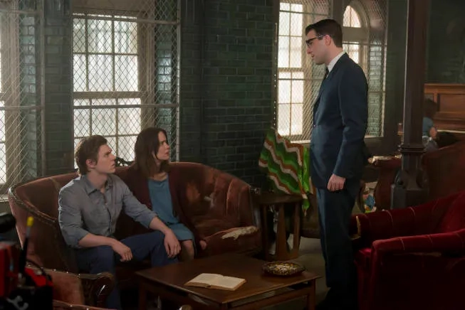 Sarah Paulson, Zachary Quinto, and Evan Peters in American Horror Story (2011)