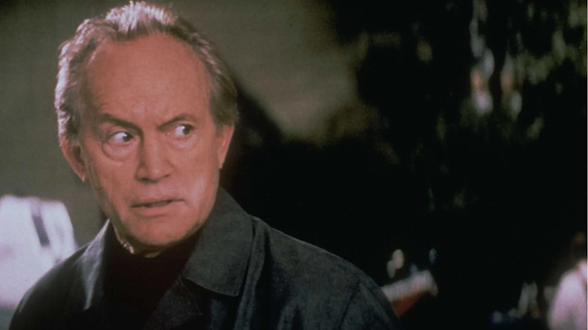 Lance Henriksen in Scream 3 (2000)