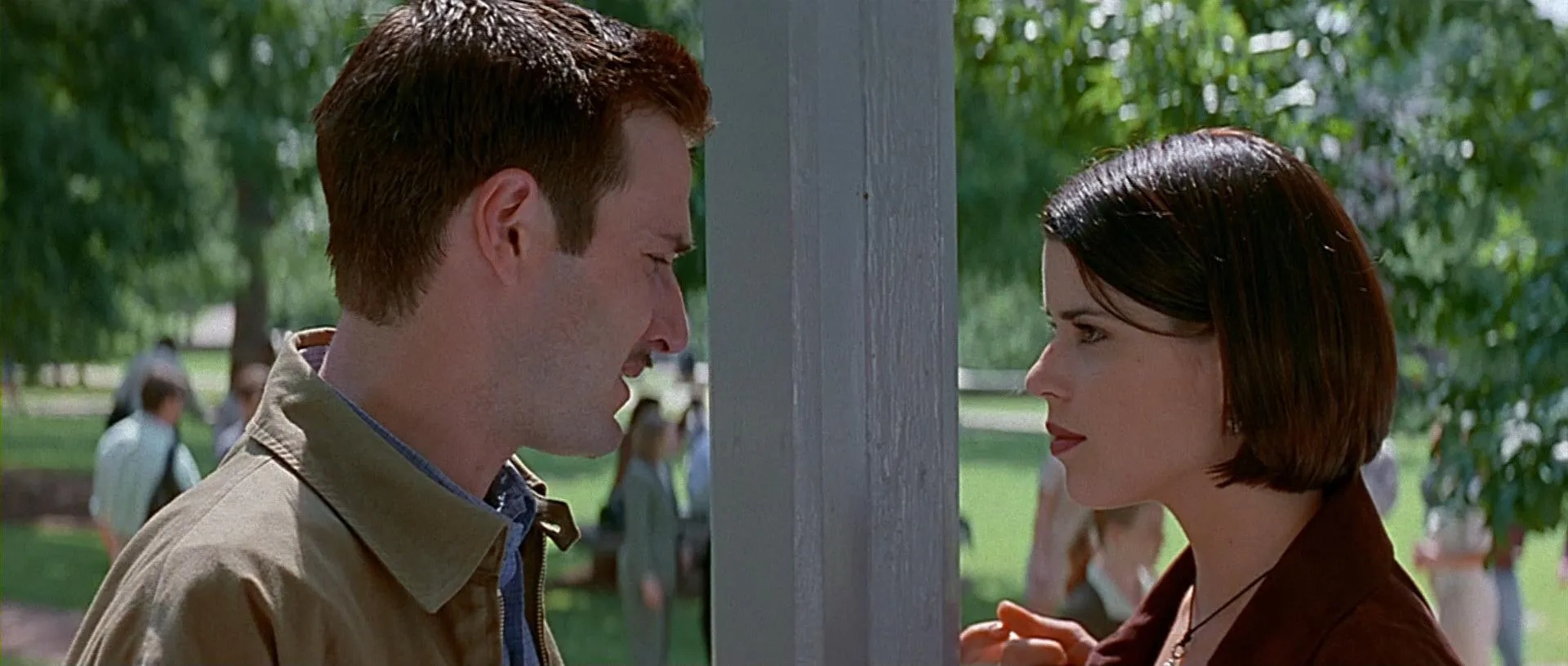 Neve Campbell and David Arquette in Scream 2 (1997)