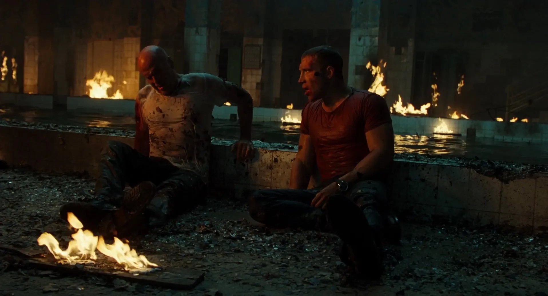 Bruce Willis and Jai Courtney in A Good Day to Die Hard (2013)