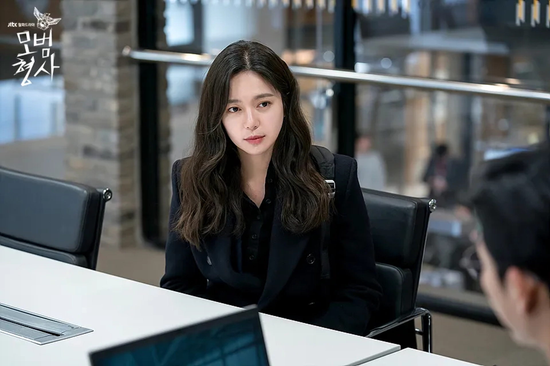 Lee Elijah in The Good Detective (2020)