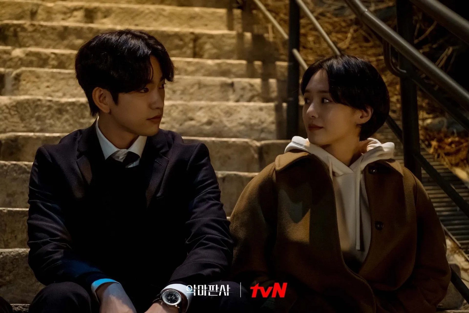 Park Jin-young and Park Gyuyoung in The Devil Judge (2021)