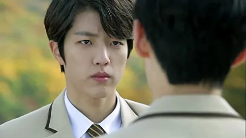 Hai seukool (2014)