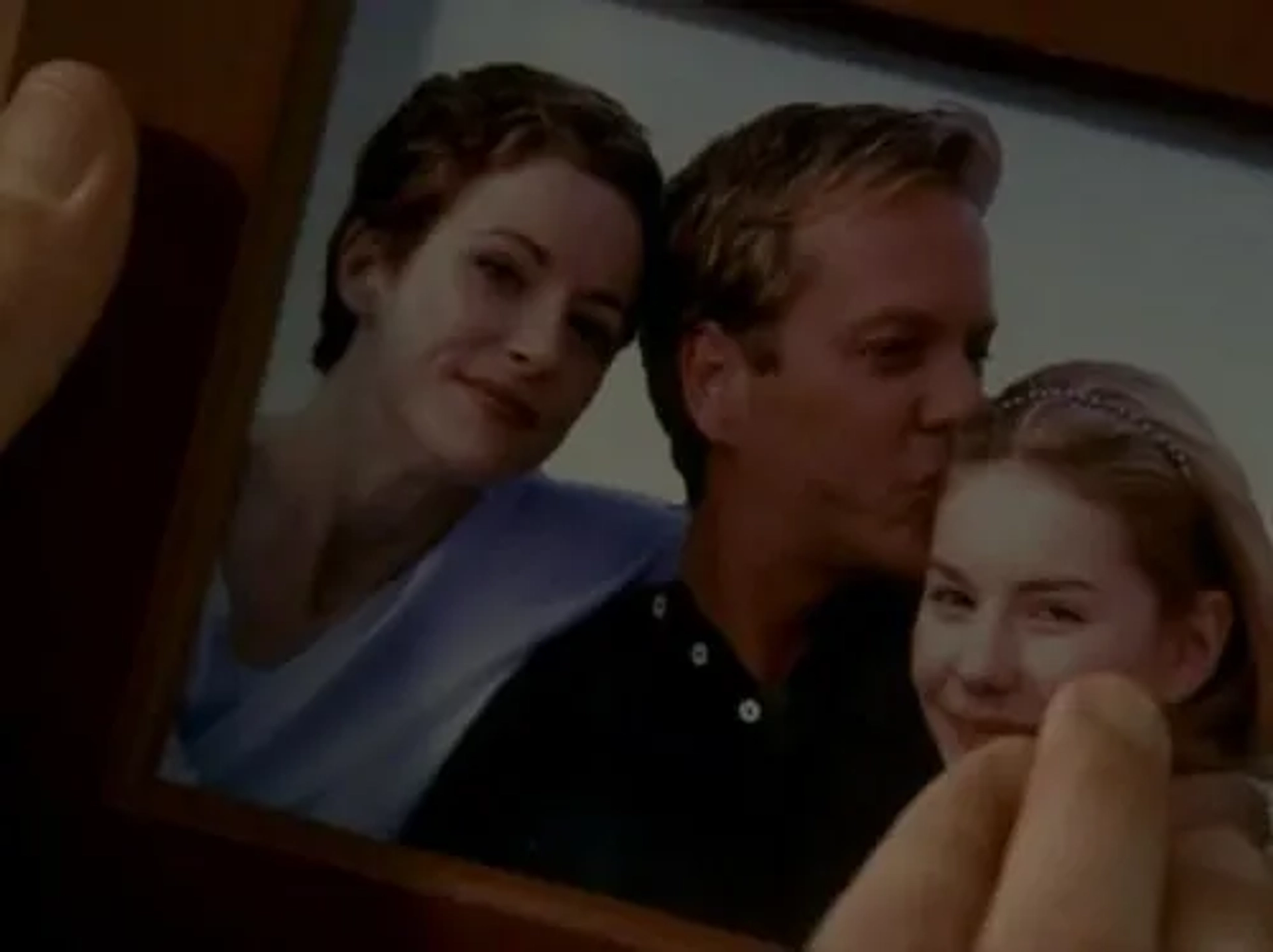 Kiefer Sutherland, Elisha Cuthbert, and Leslie Hope in 24 (2001)