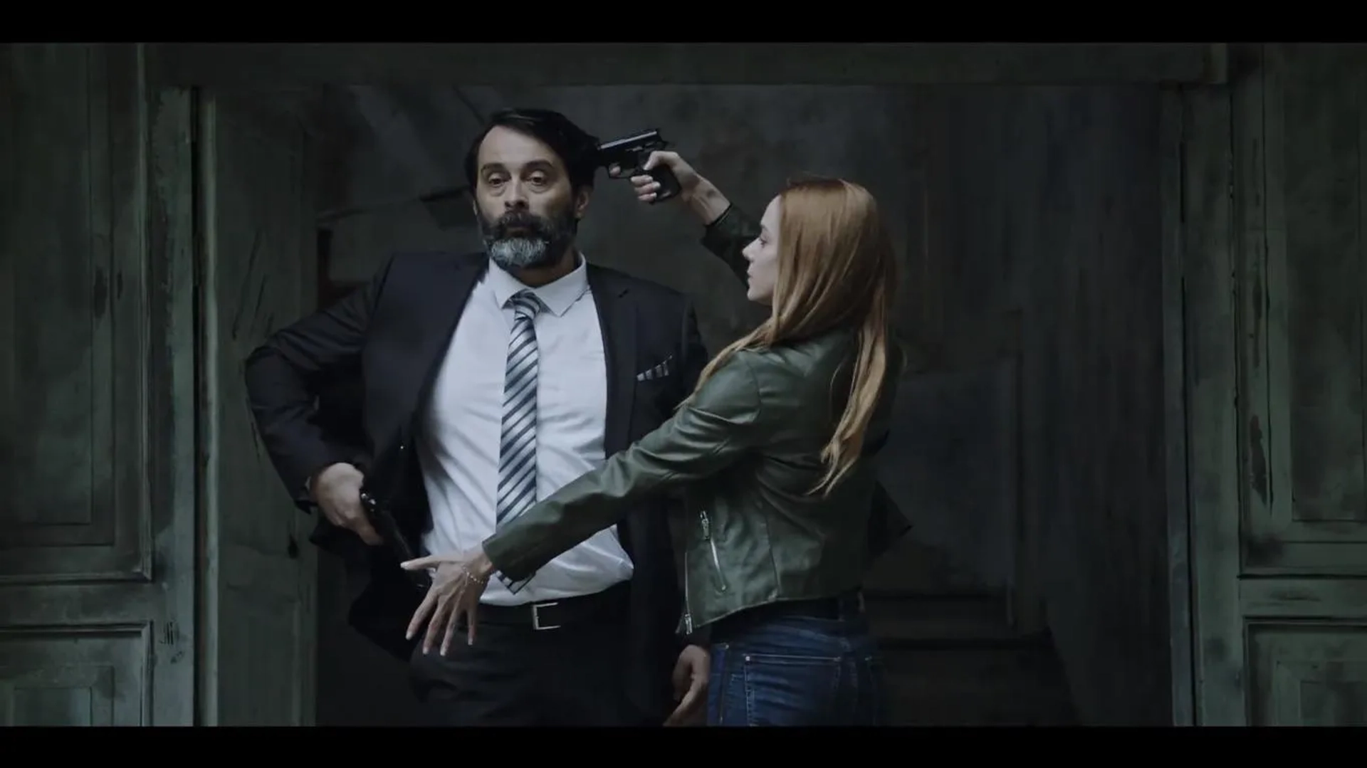 Arif Piskin and Gözde Türkpençe in Dip (2018)