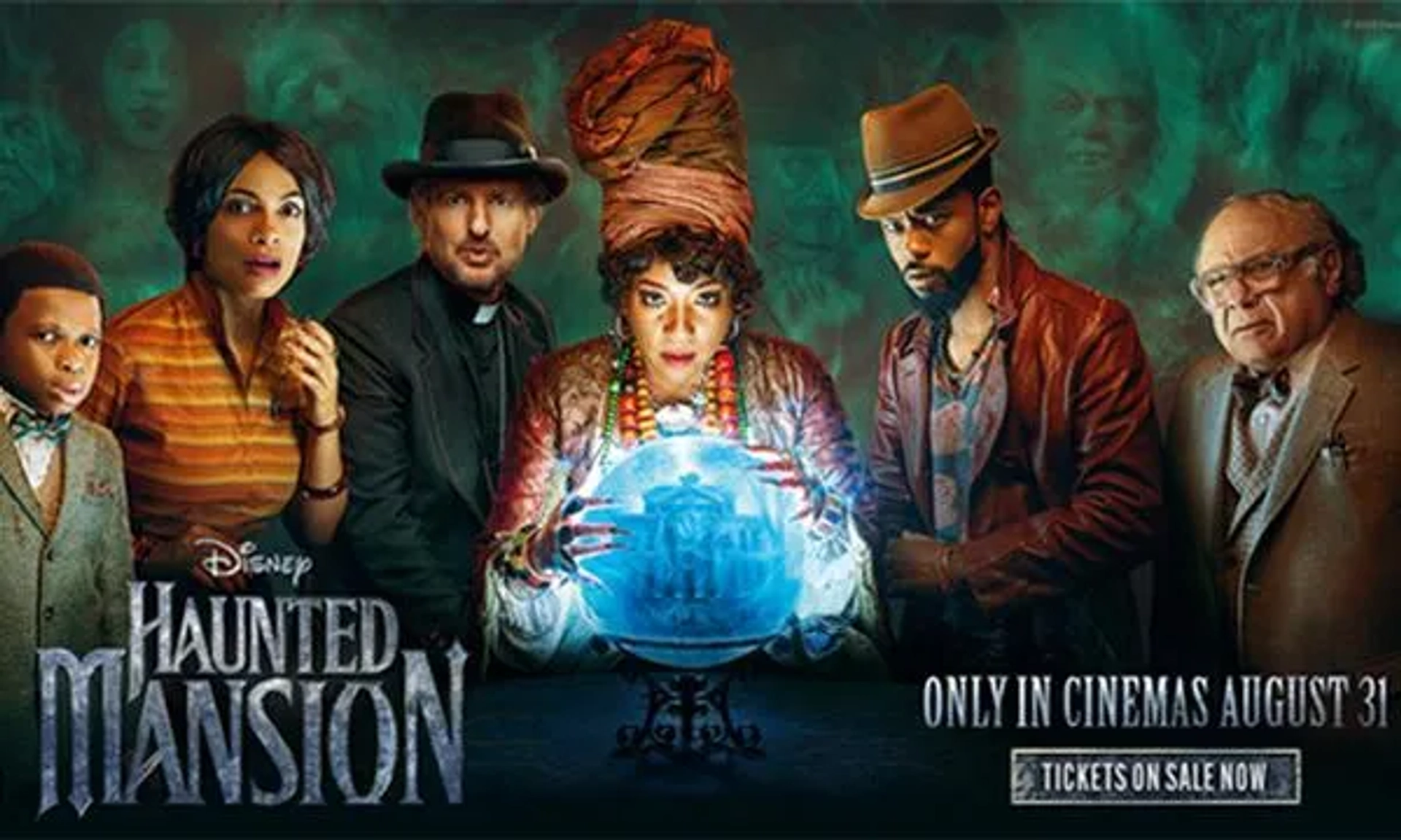 Danny DeVito, Owen Wilson, Mike Benitez, Rosario Dawson, Terence Rosemore, Chase Dillon, Tiffany Haddish, LaKeith Stanfield, Fedor Steer, Lindsay Lamb, and Ben Bladon in Haunted Mansion (2023)