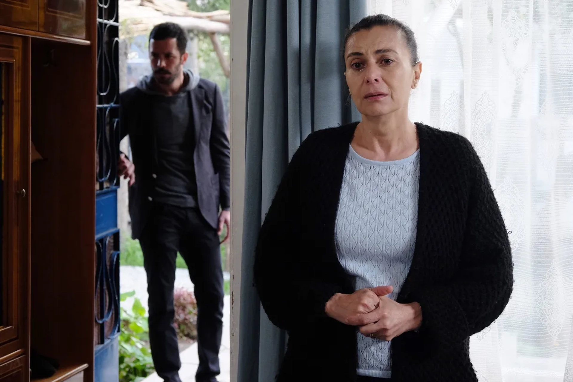 Hatice Aslan and Baris Arduç in Kuzgun: 11.Bölüm (2019)