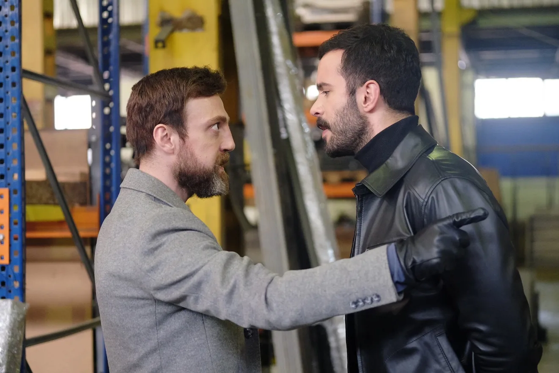 Ahmet Varli and Baris Arduç in Kuzgun: 9.Bölüm (2019)