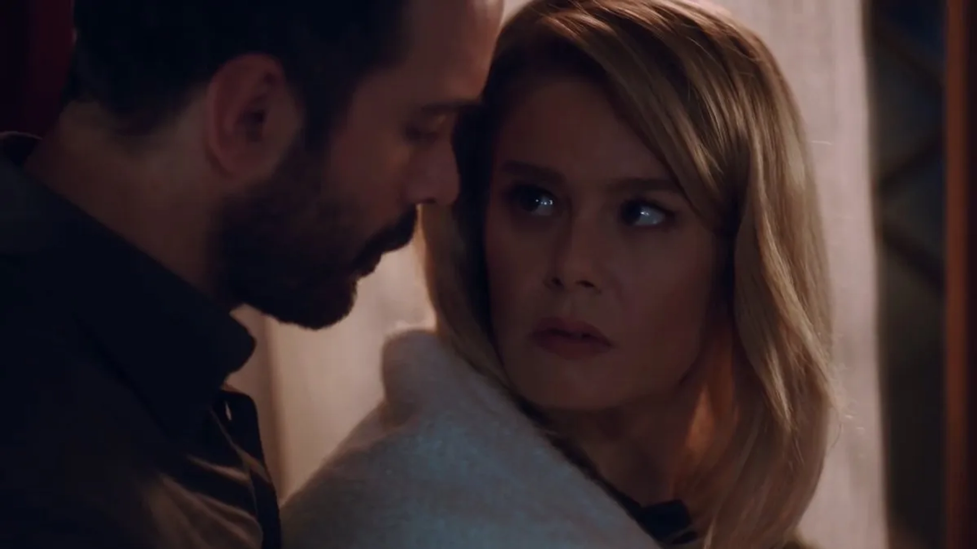 Burcu Biricik and Baris Arduç in Kuzgun (2019)