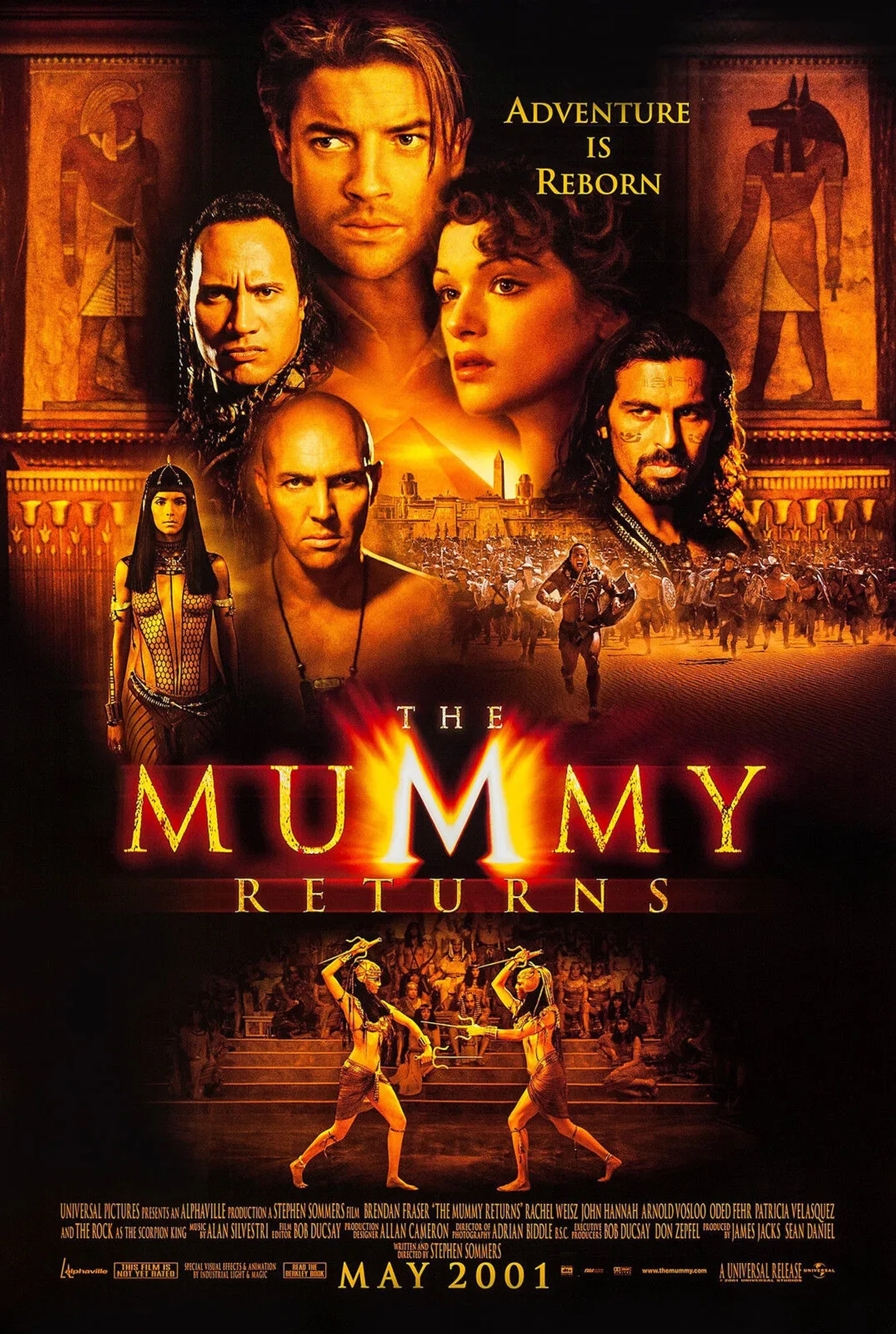 Brendan Fraser, John Hannah, Rachel Weisz, Dwayne Johnson, Patricia Velasquez, and Arnold Vosloo in The Mummy Returns (2001)