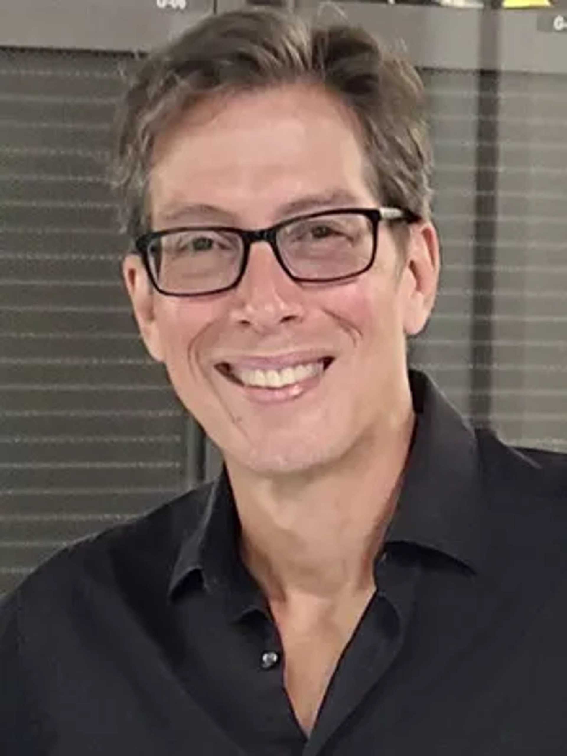 گریگوری  کوستانتینو