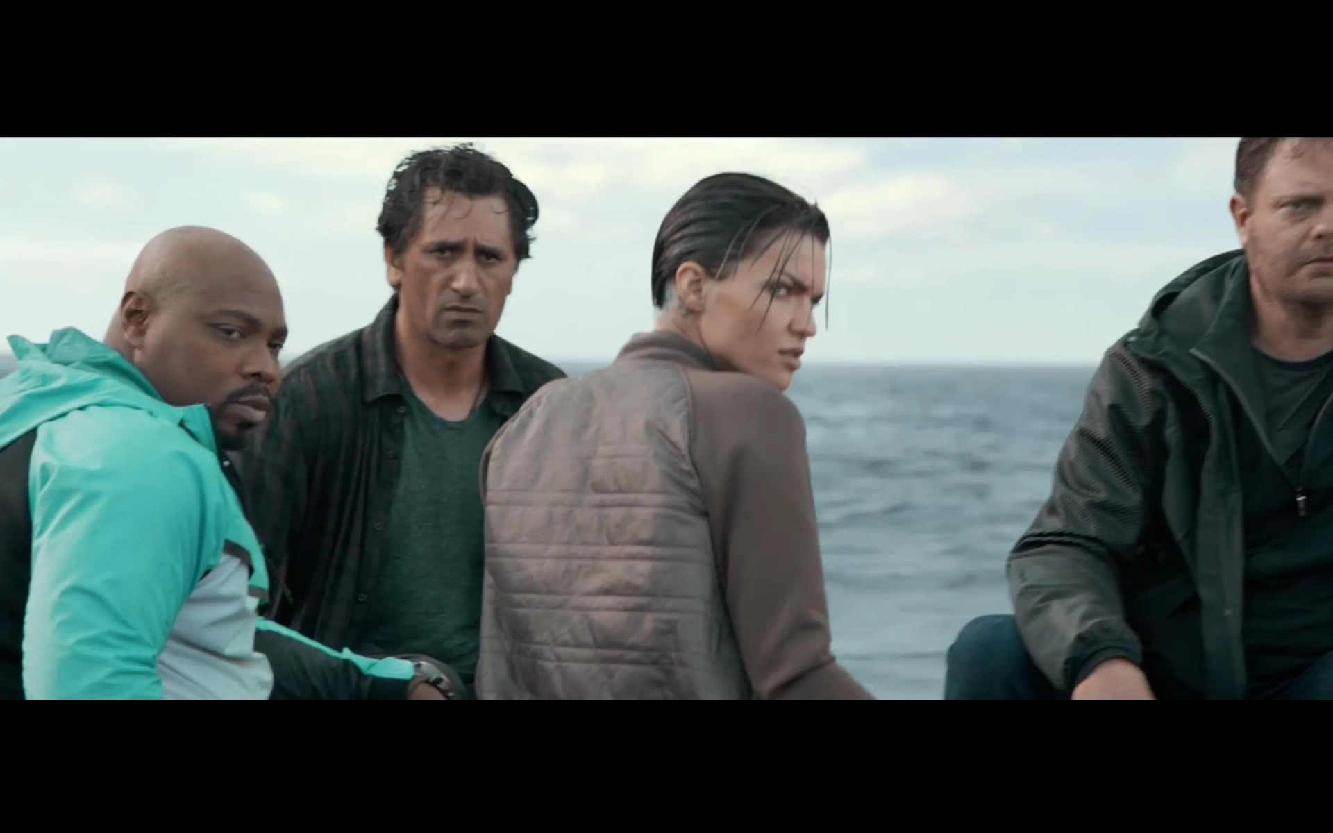 Cliff Curtis, Rainn Wilson, Page Kennedy, and Ruby Rose in The Meg (2018)