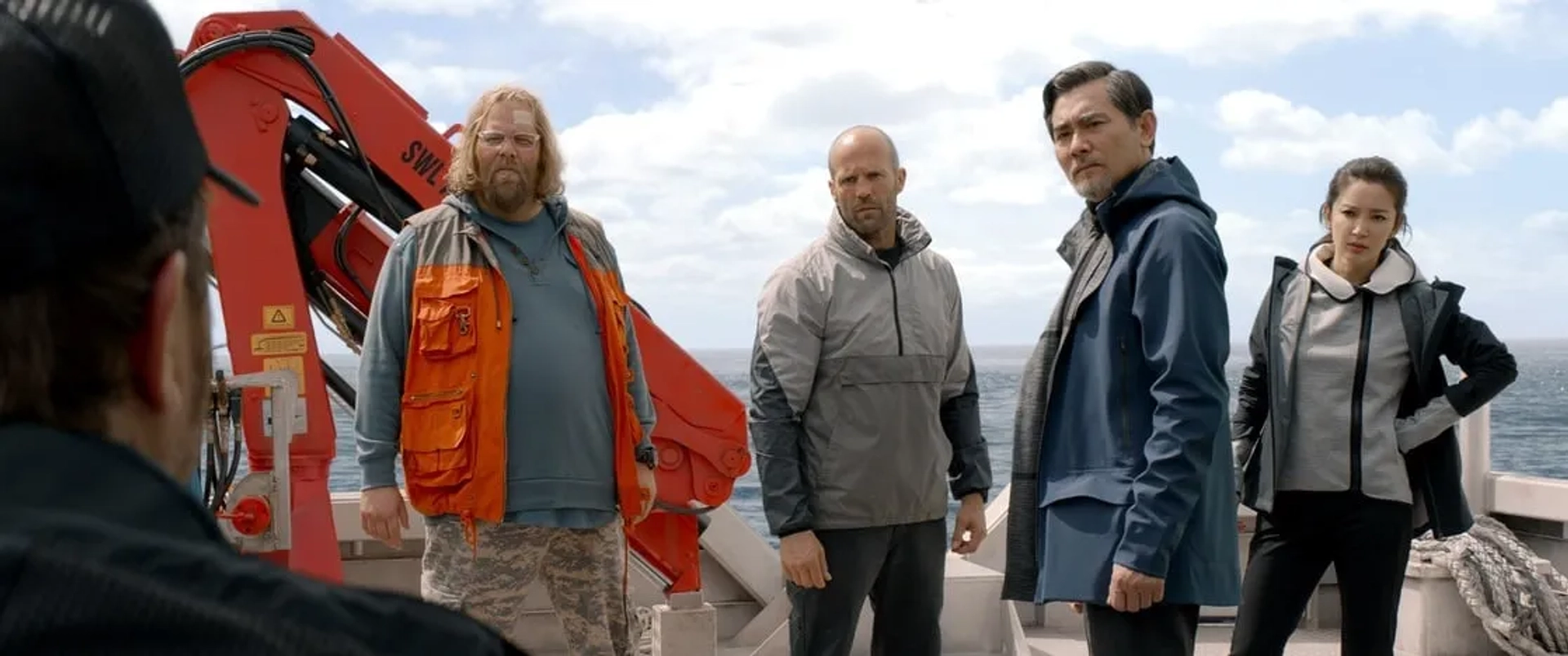 Jason Statham, Winston Chao, Bingbing Li, and Ólafur Darri Ólafsson in The Meg (2018)