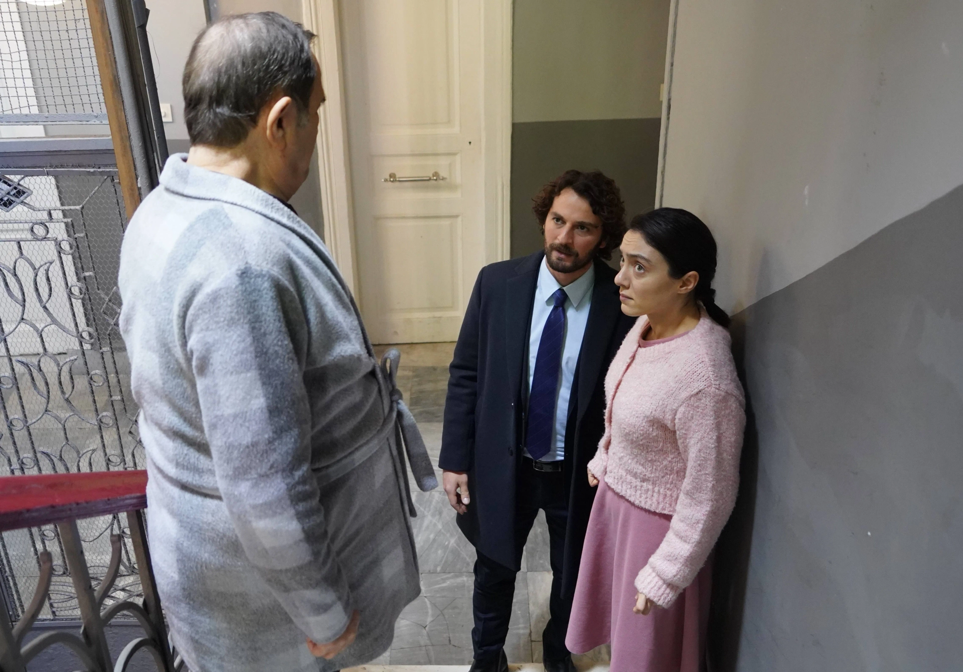 Metin Coskun, Birkan Sokullu, and Merve Dizdar in The Innocents (2020)