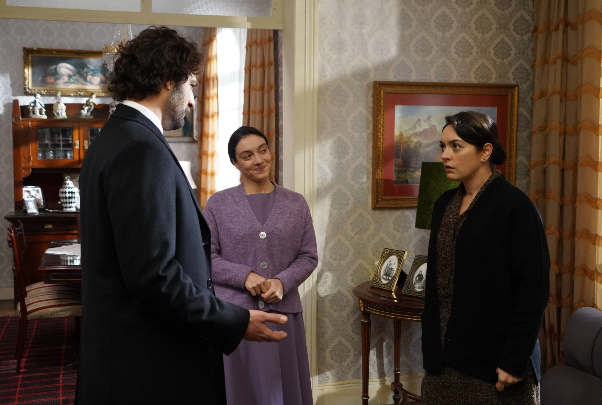 Ezgi Mola, Birkan Sokullu, and Merve Dizdar in The Innocents (2020)