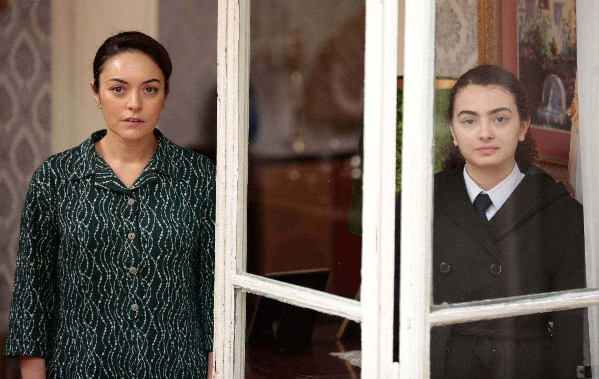 Irem Kübra Bakirtas and Ezgi Mola in The Innocents (2020)