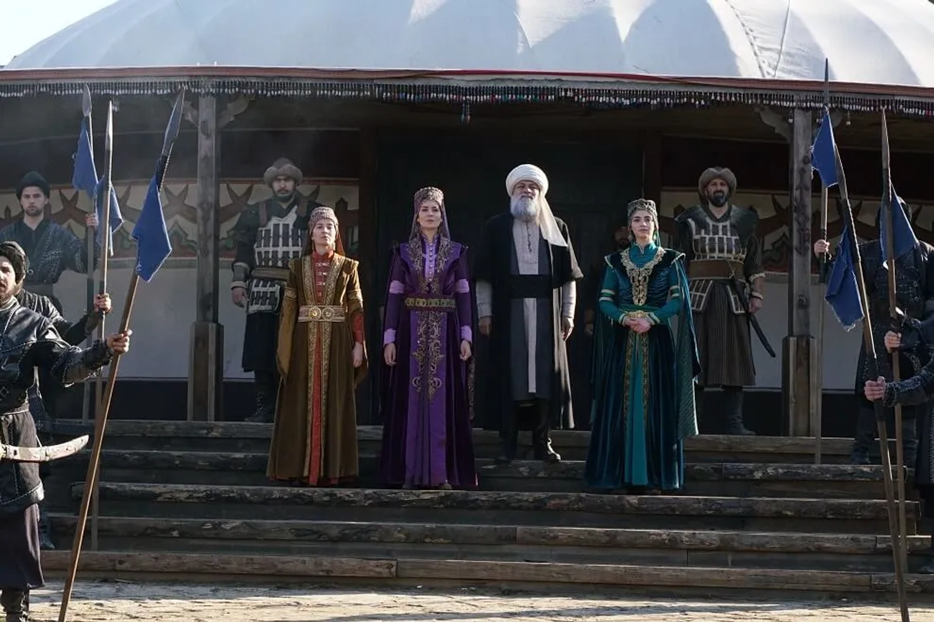 Özge Törer, Yildiz Çagri Atiksoy, and Seda Yildiz in The Founder: Ottoman (2019)