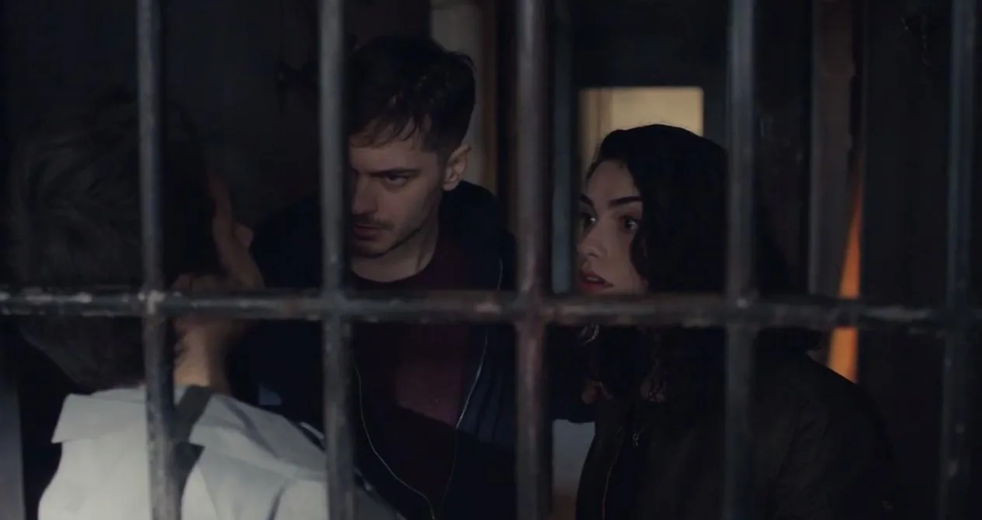 Çagatay Ulusoy, Hazar Ergüçlü, and Celal Öztürk in The Protector (2018)