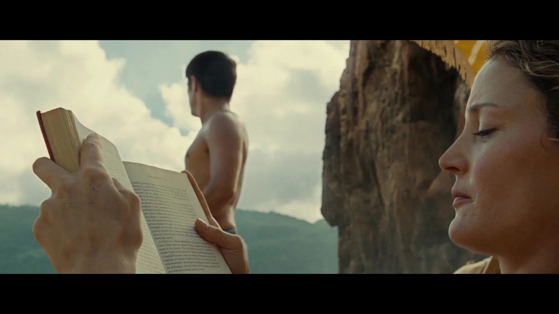 Gael García Bernal and Vicky Krieps in Old (2021)