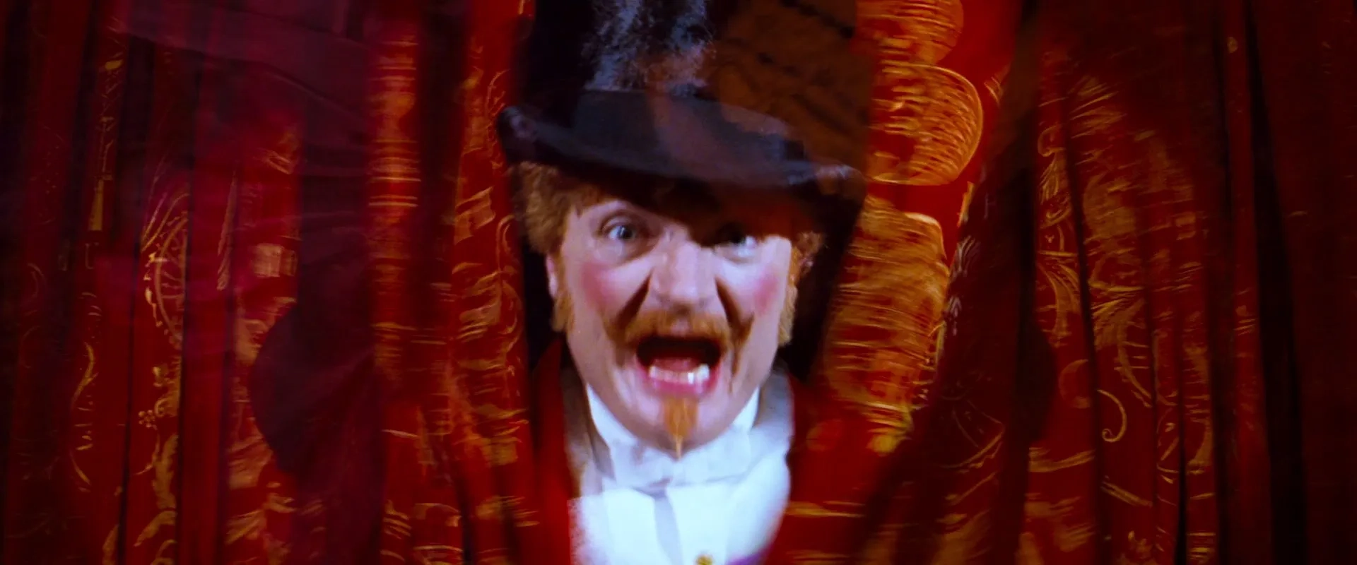 Jim Broadbent in Moulin Rouge! (2001)