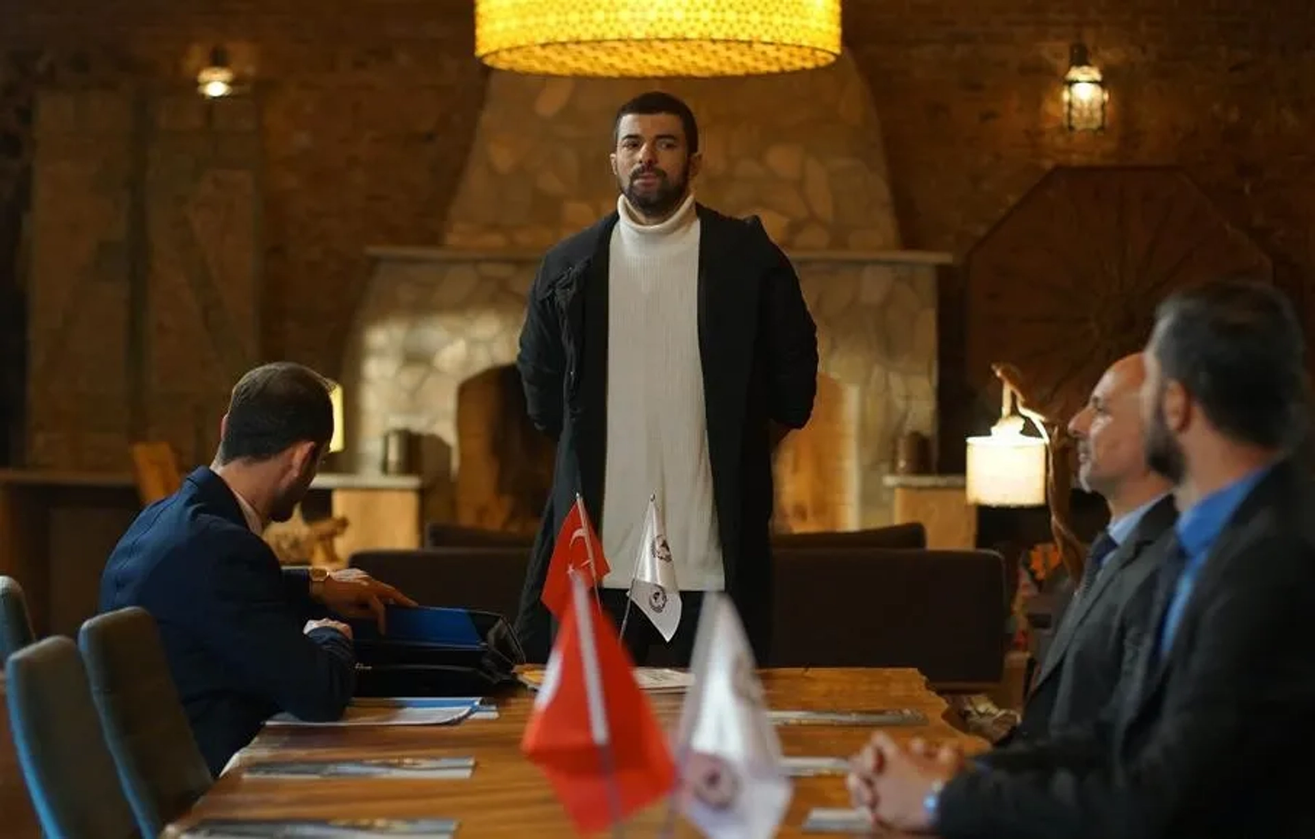 Engin Akyürek and Caner Arikan in The Ambassador's Daughter (2019)