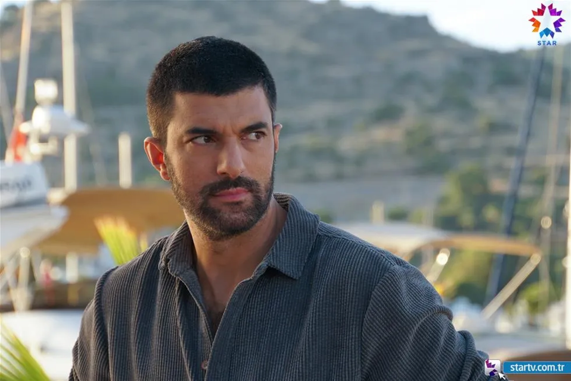 Engin Akyürek in The Ambassador's Daughter (2019)