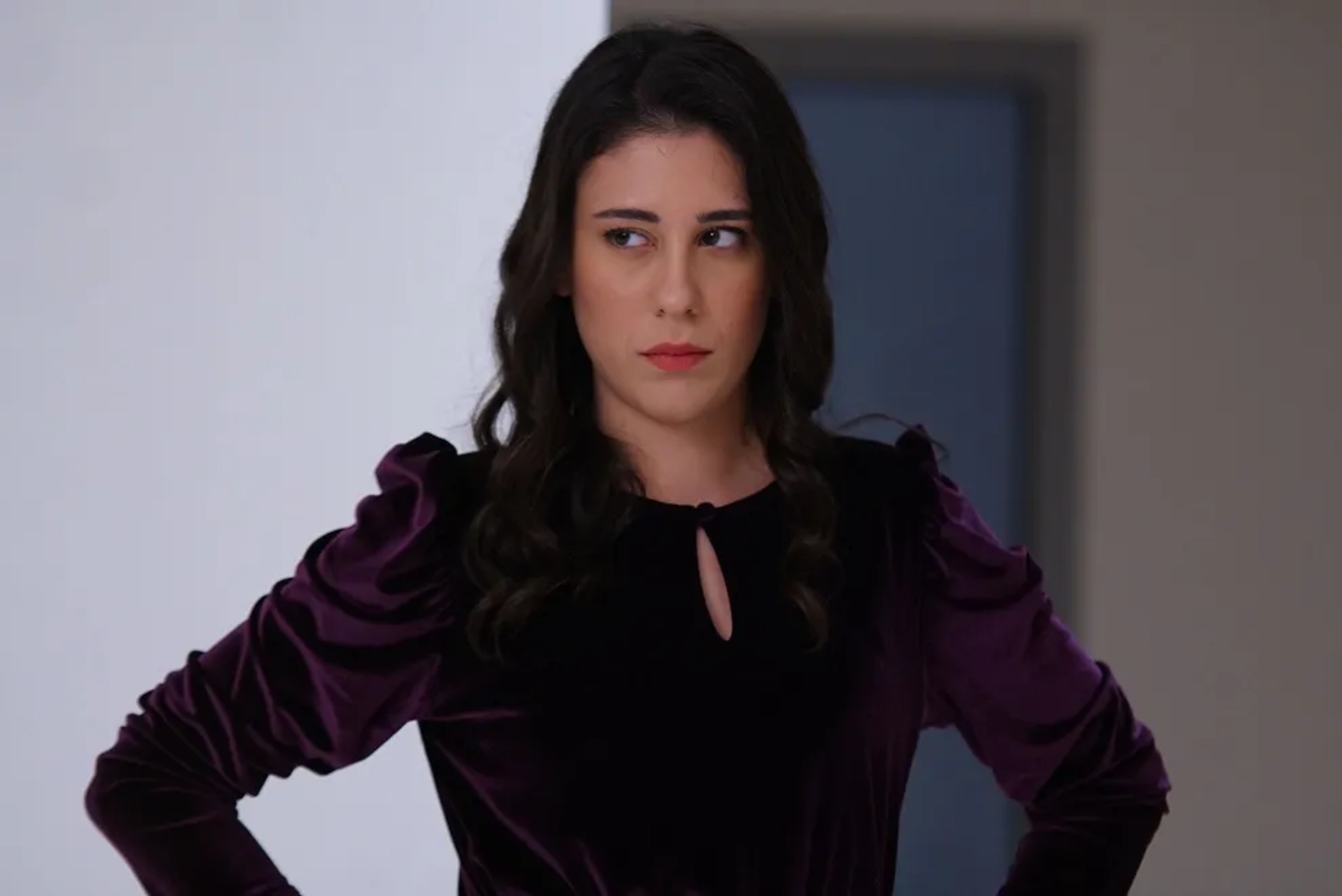 Hivda Zizan Alp in The Ambassador's Daughter (2019)