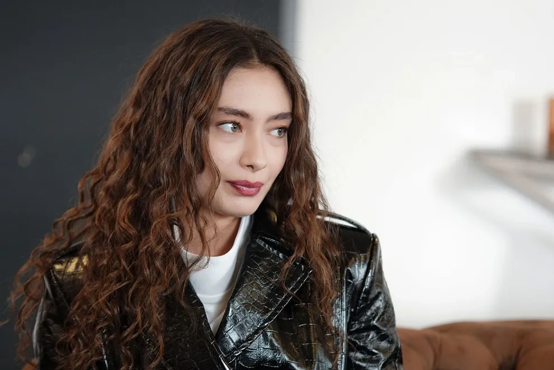 Neslihan Atagül in The Ambassador's Daughter (2019)