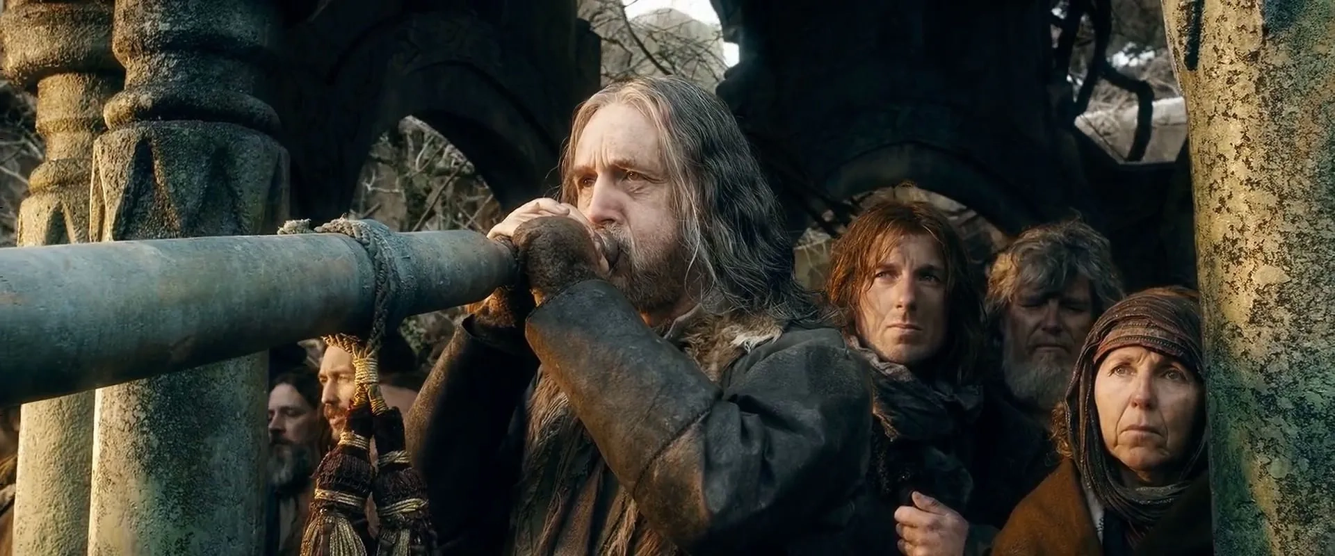 Nick Blake and Aleksandr Beliaev in The Hobbit: The Battle of the Five Armies (2014)