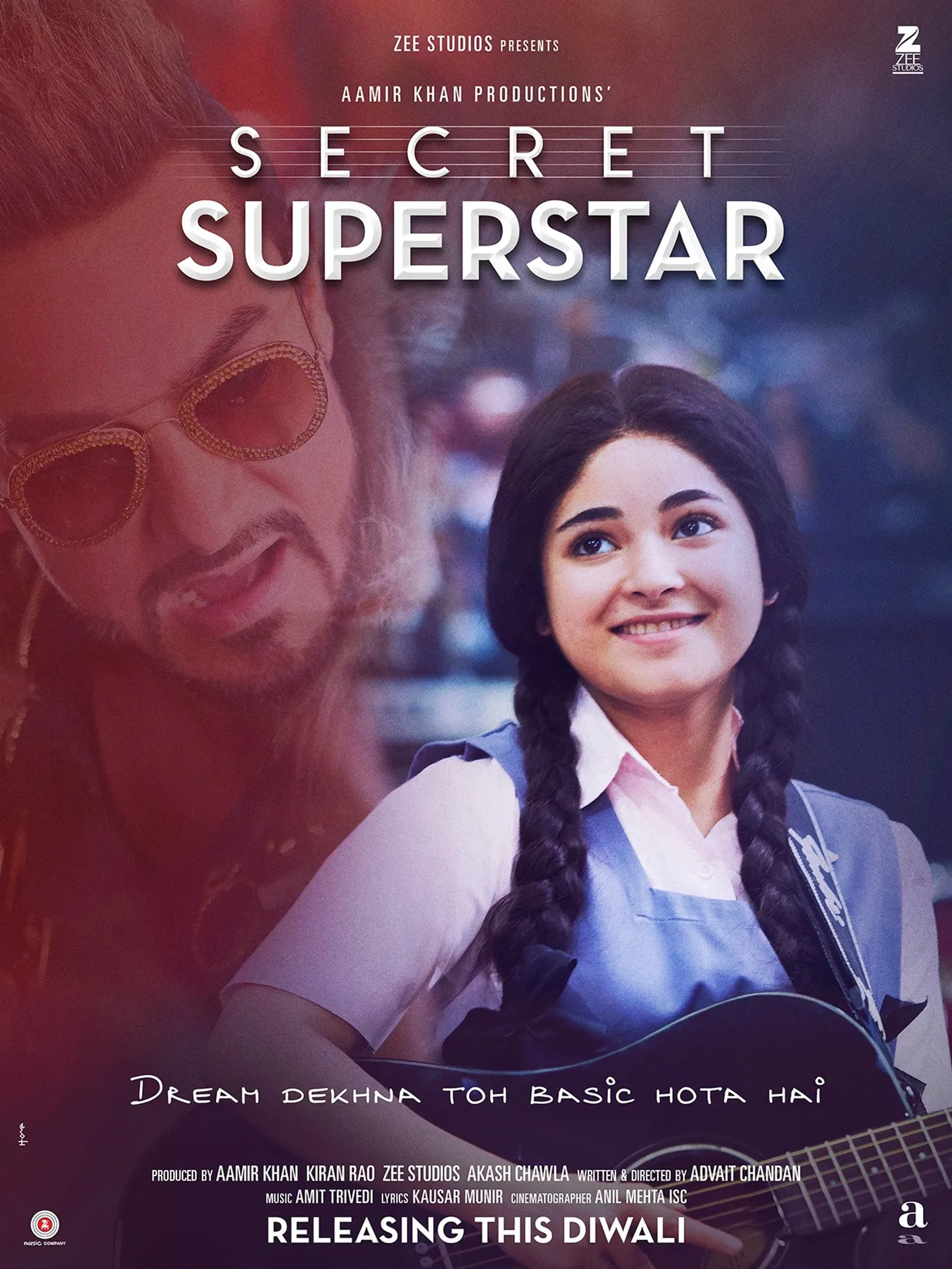 Aamir Khan and Zaira Wasim in Secret Superstar (2017)