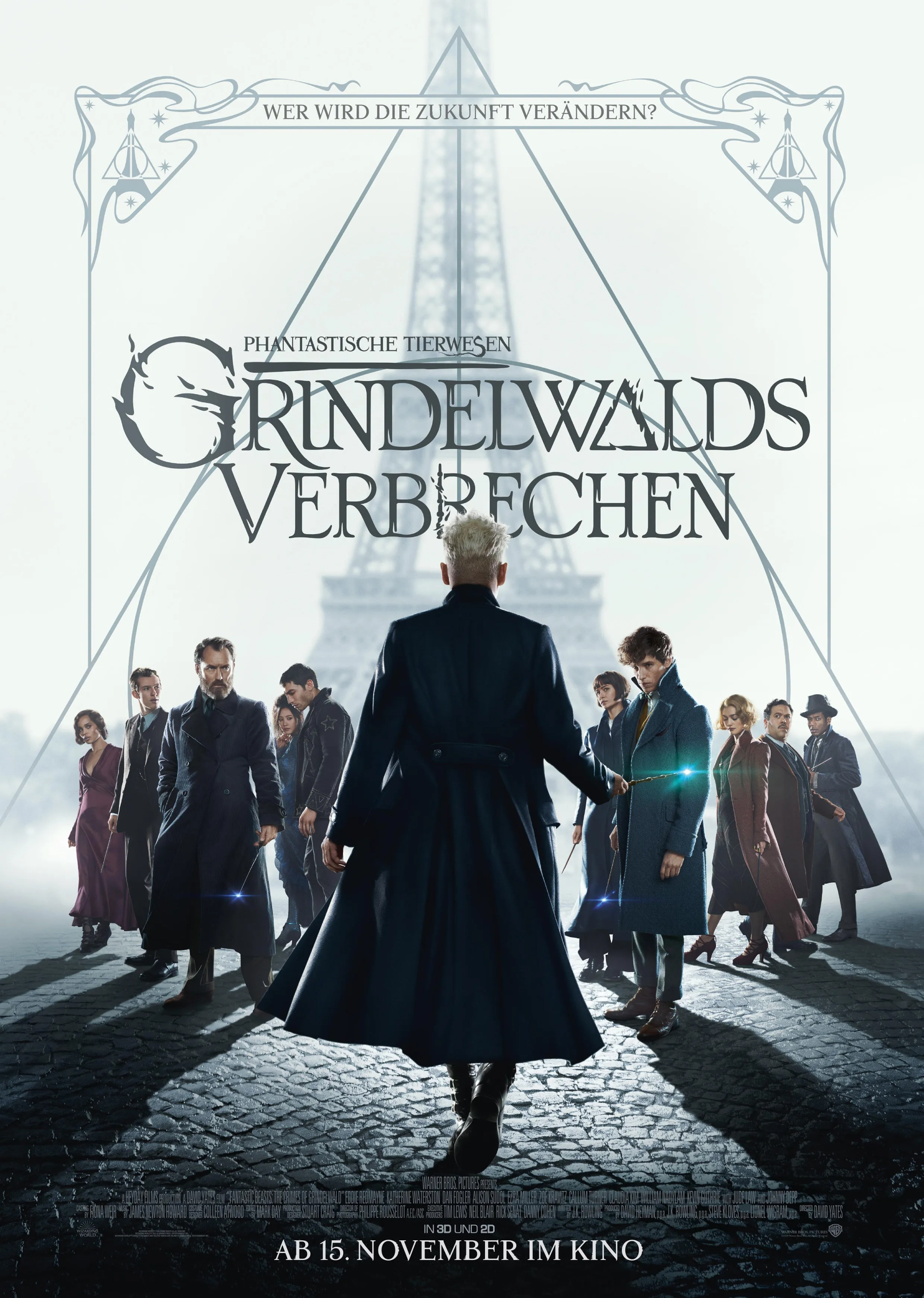 Johnny Depp, Jude Law, Dan Fogler, Alison Sudol, Eddie Redmayne, Katherine Waterston, Claudia Kim, Zoë Kravitz, Ezra Miller, Callum Turner, and Poppy Corby-Tuech in Fantastic Beasts: The Crimes of Grindelwald (2018)