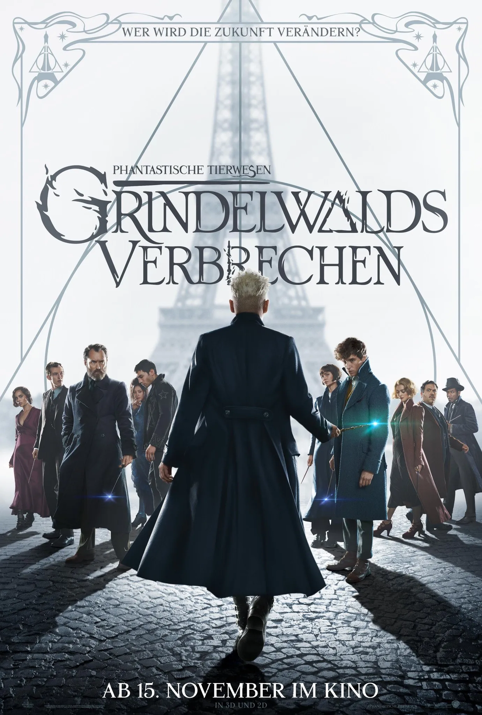 Johnny Depp, Jude Law, Dan Fogler, William Nadylam, Alison Sudol, Eddie Redmayne, Katherine Waterston, Claudia Kim, Zoë Kravitz, Ezra Miller, and Callum Turner in Fantastic Beasts: The Crimes of Grindelwald (2018)