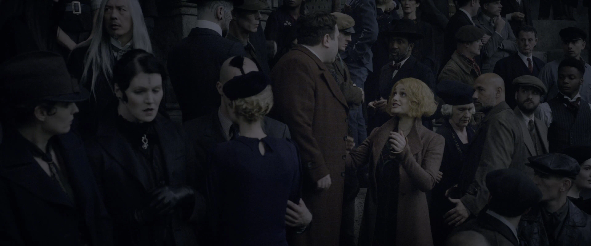 Dan Fogler, Alison Sudol, and Clem So in Fantastic Beasts: The Crimes of Grindelwald (2018)