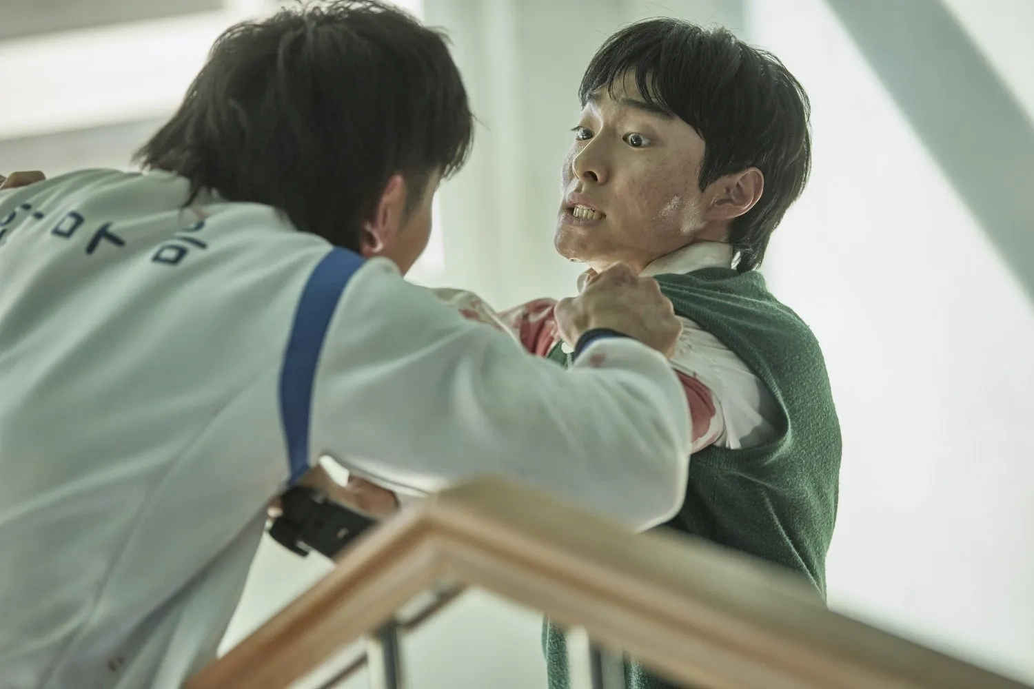 Yoon Chan-young and Yoo In-soo in All of Us Are Dead (2022)