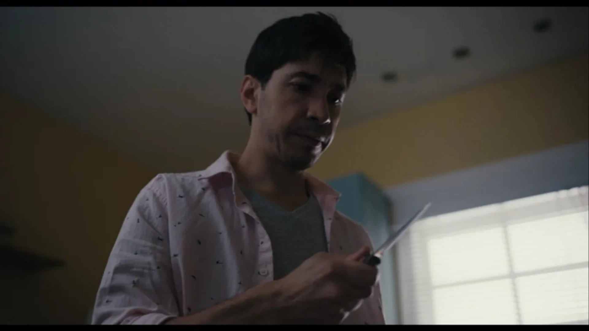 Justin Long in Barbarian (2022)