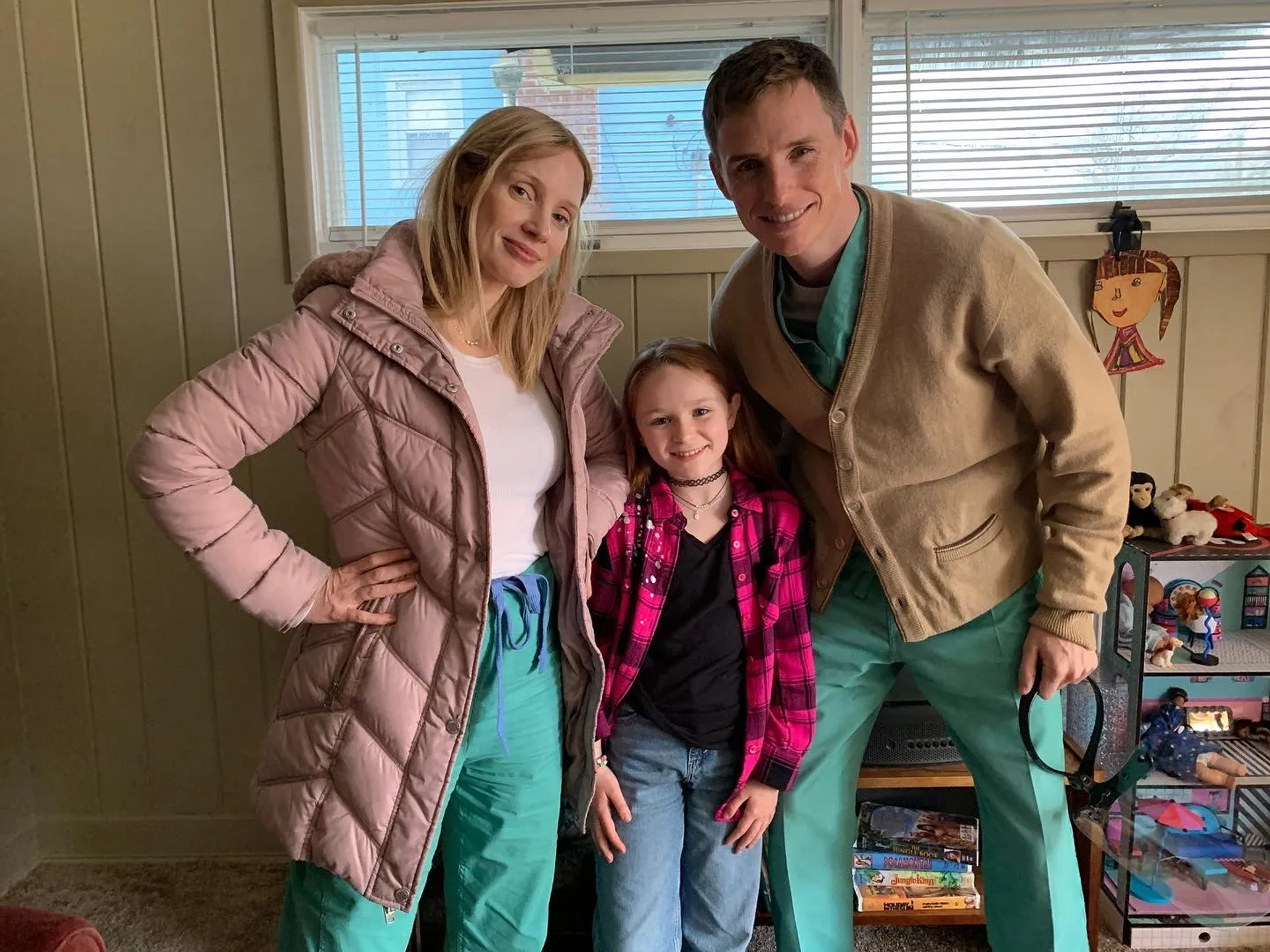 Alix West Lefler, Eddie Redmayne, and Jessica Chastain in The Good Nurse (2022)