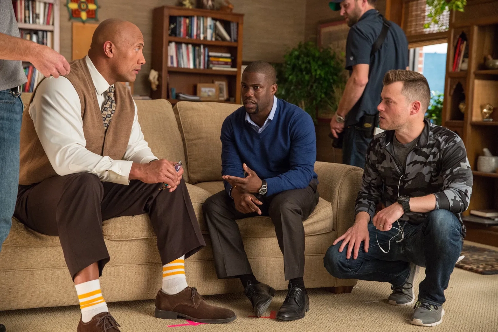 Kevin Hart, Dwayne Johnson, and Rawson Marshall Thurber in Central Intelligence (2016)