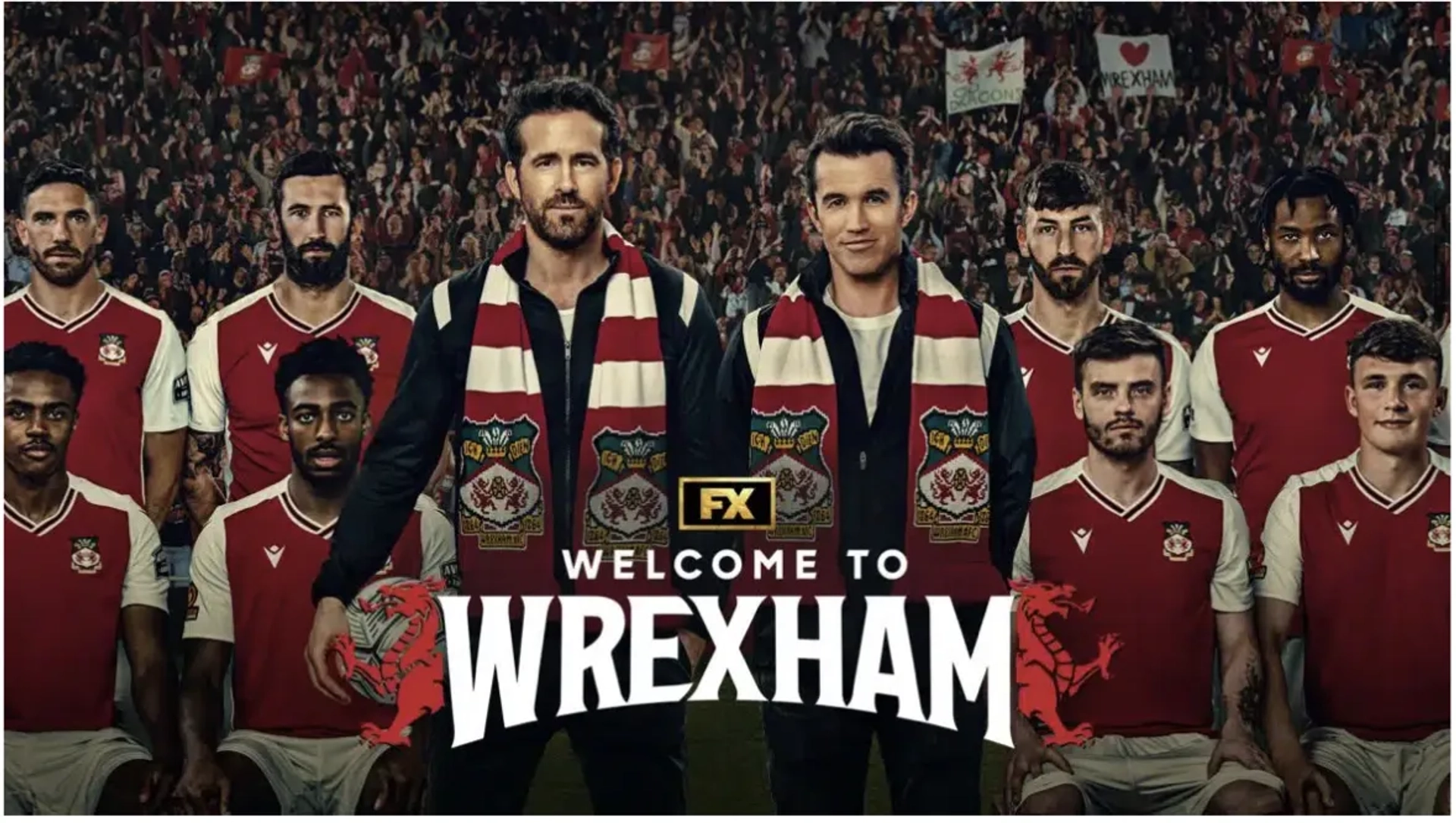 Ryan Reynolds and Rob McElhenney in Welcome to Wrexham (2022)