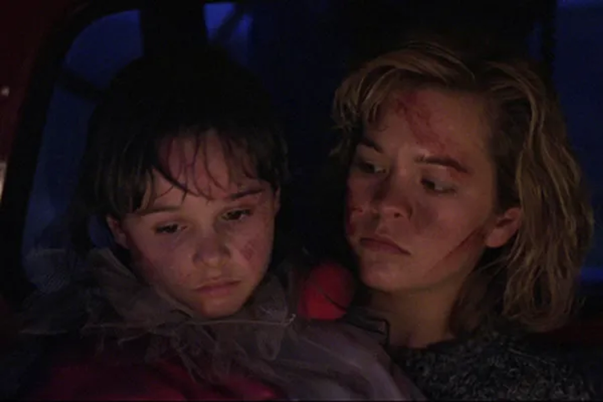 Ellie Cornell and Danielle Harris in Halloween 4: The Return of Michael Myers (1988)