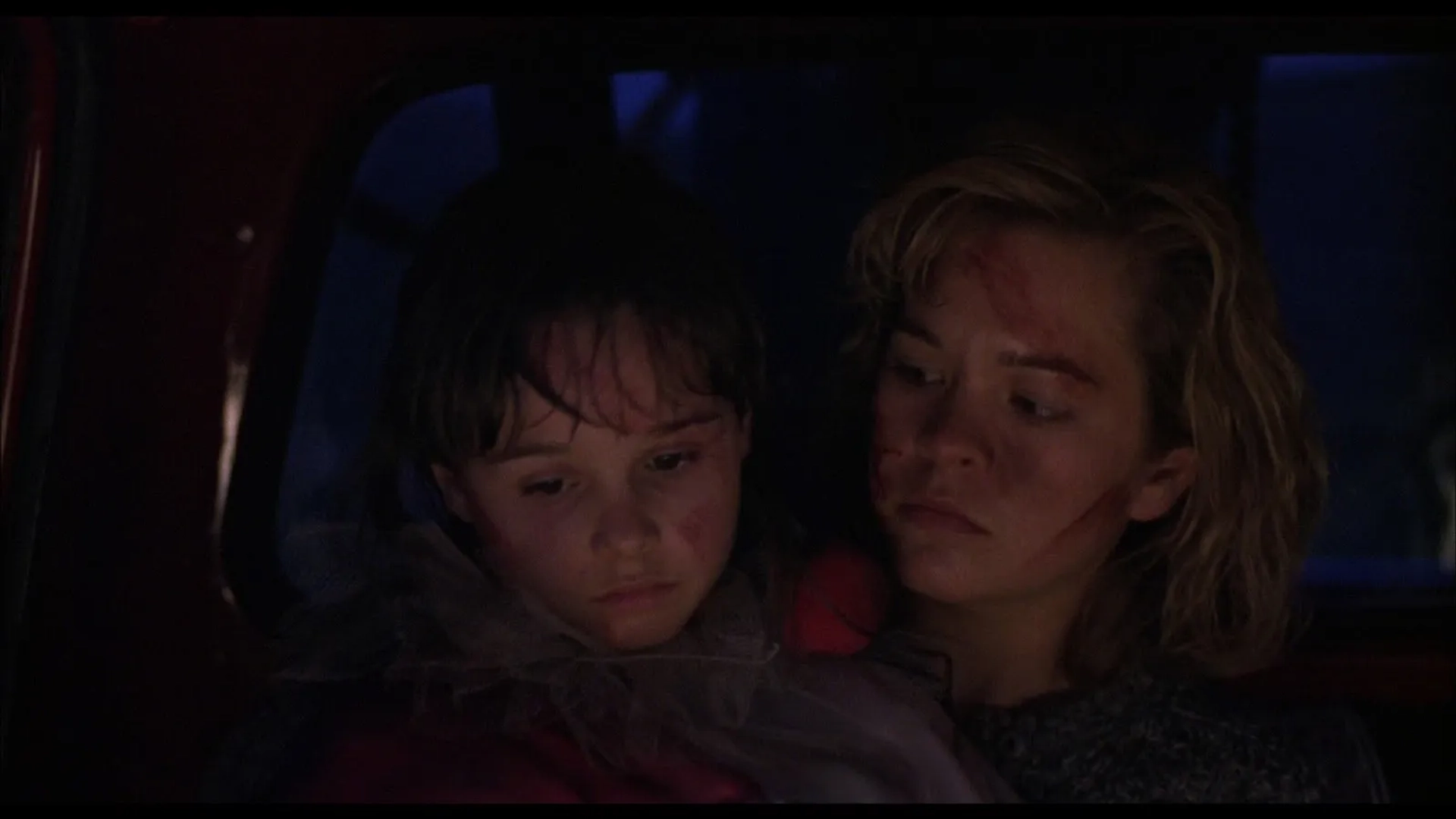 Ellie Cornell and Danielle Harris in Halloween 4: The Return of Michael Myers (1988)