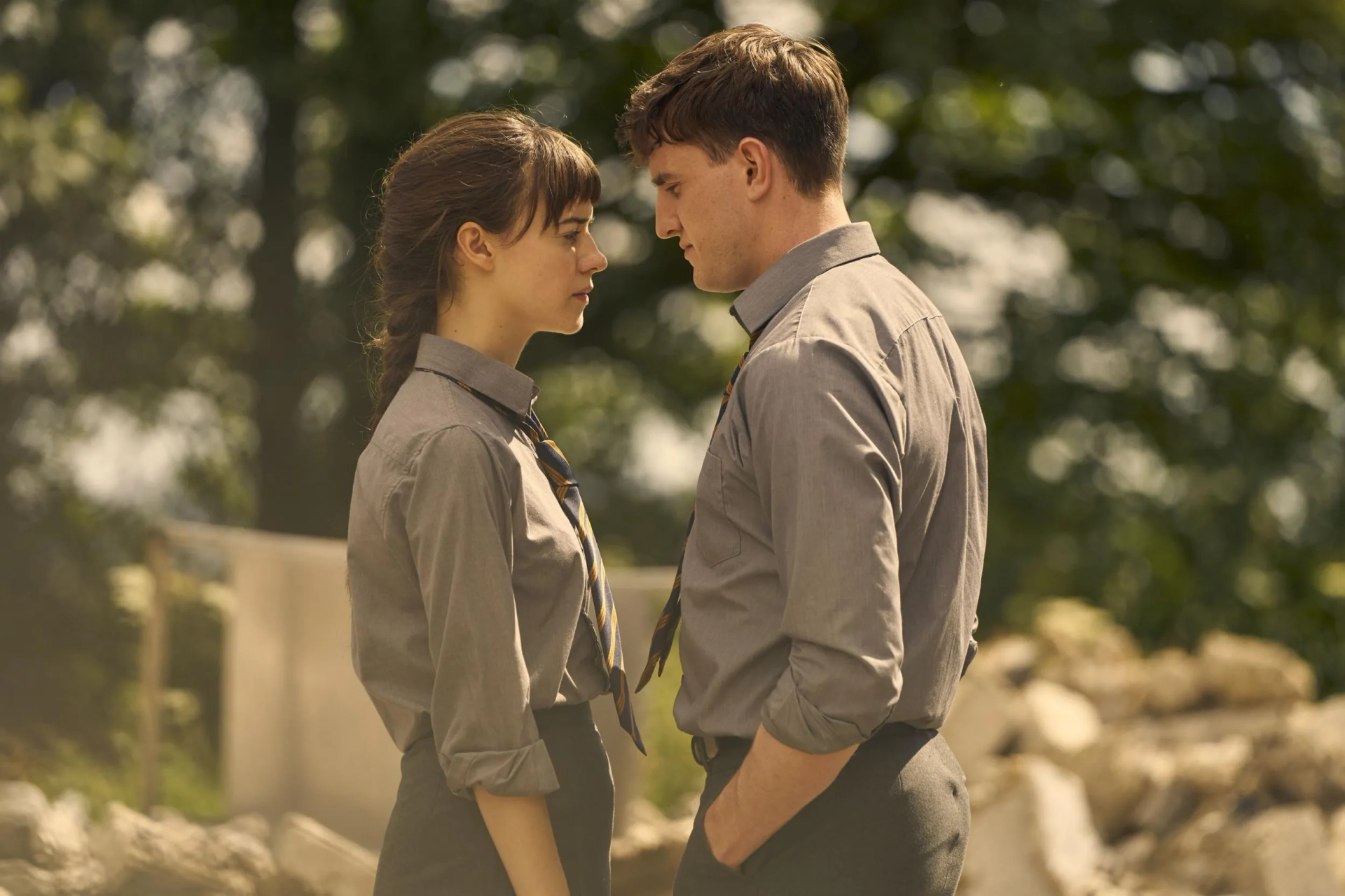Daisy Edgar-Jones and Paul Mescal in Normal People (2020)