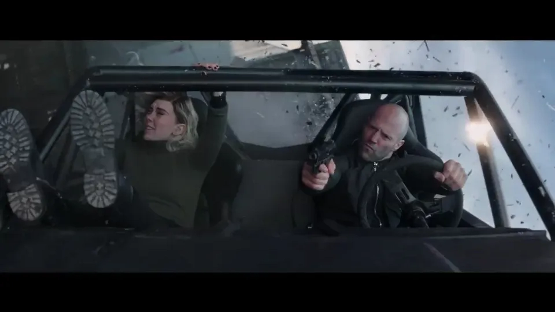 Jason Statham and Vanessa Kirby in Fast & Furious Presents: Hobbs & Shaw (2019)