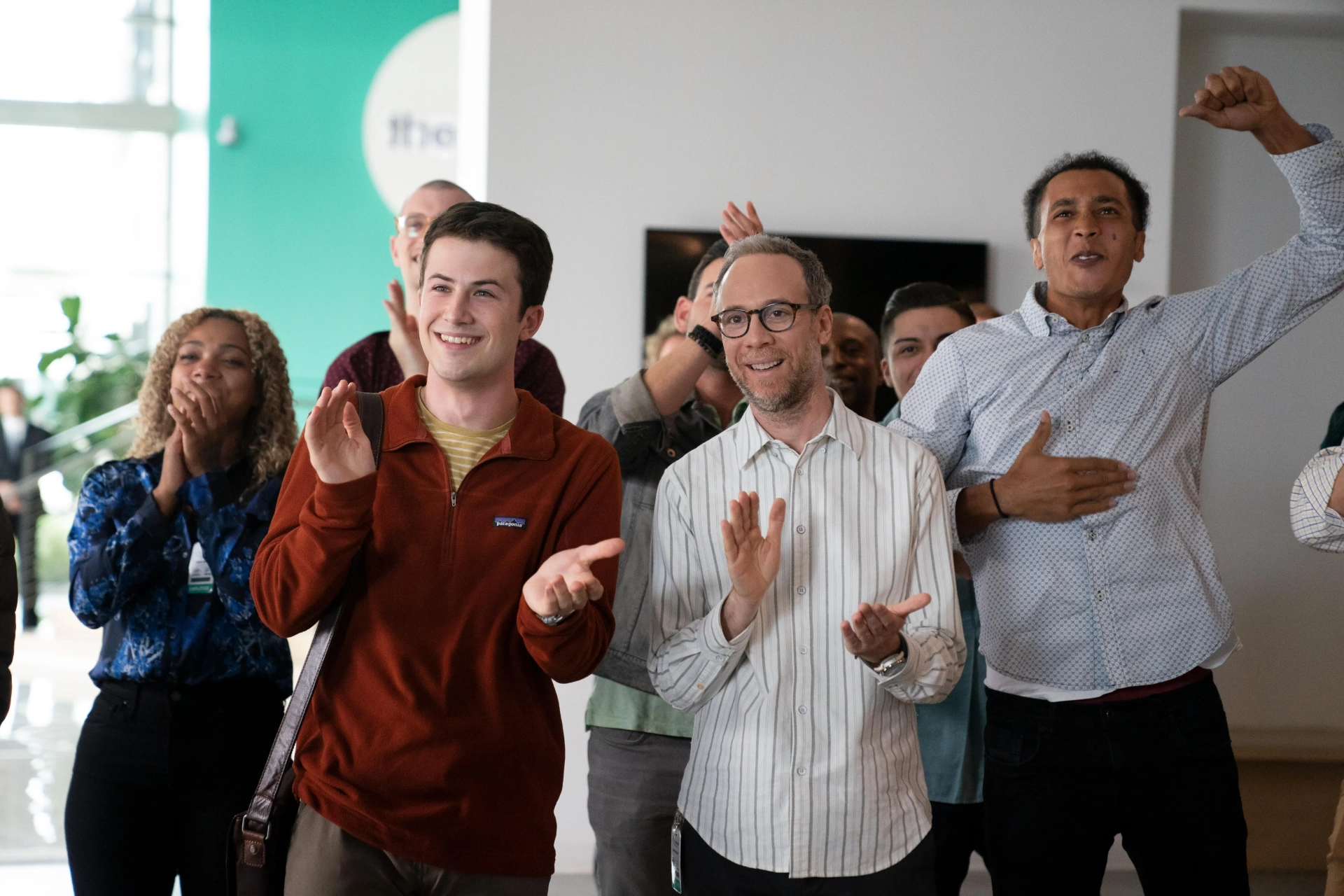 Kevin Sussman, Dylan Minnette, and Mark Lammert in The Dropout (2022)