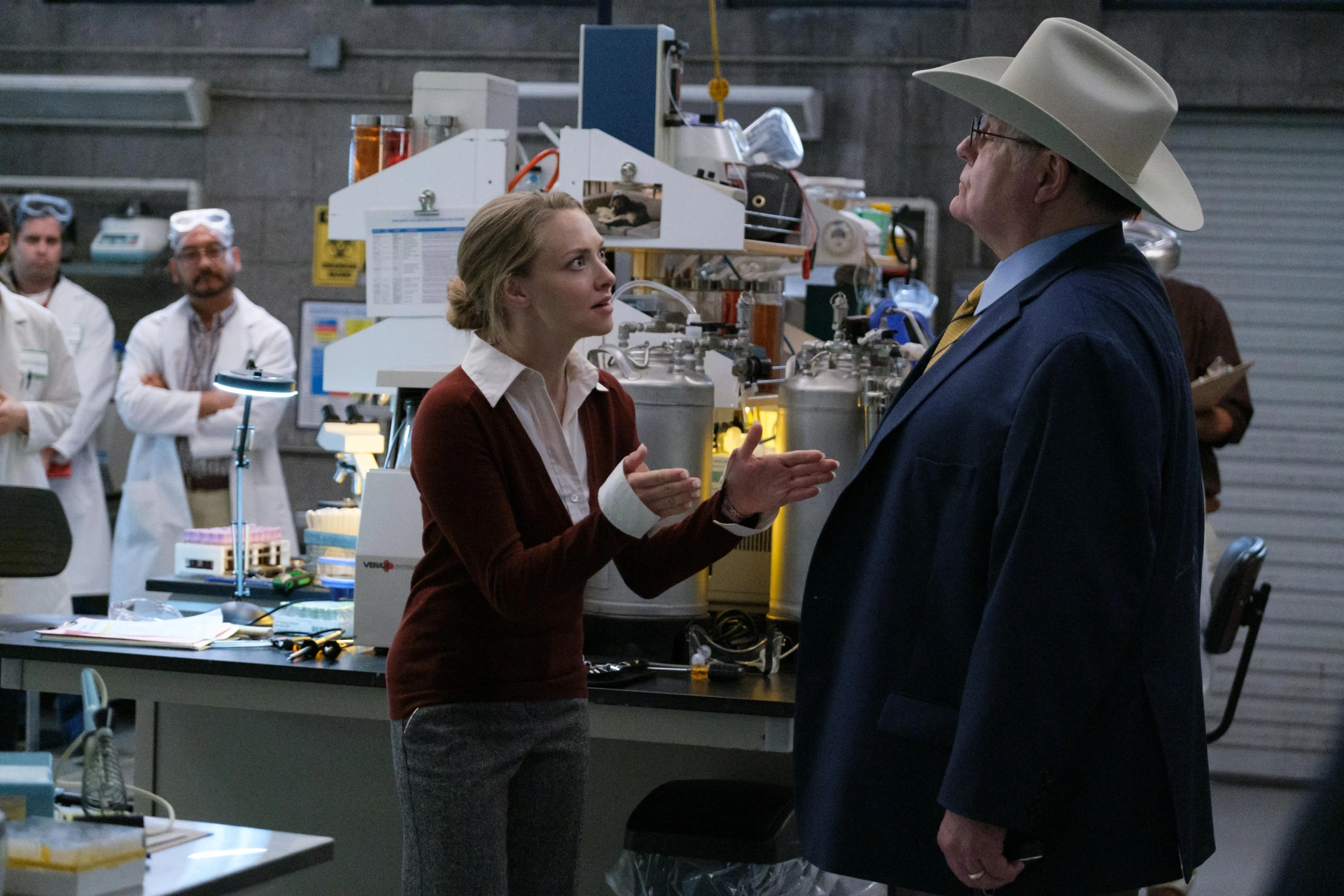 Michael Ironside and Amanda Seyfried in The Dropout (2022)