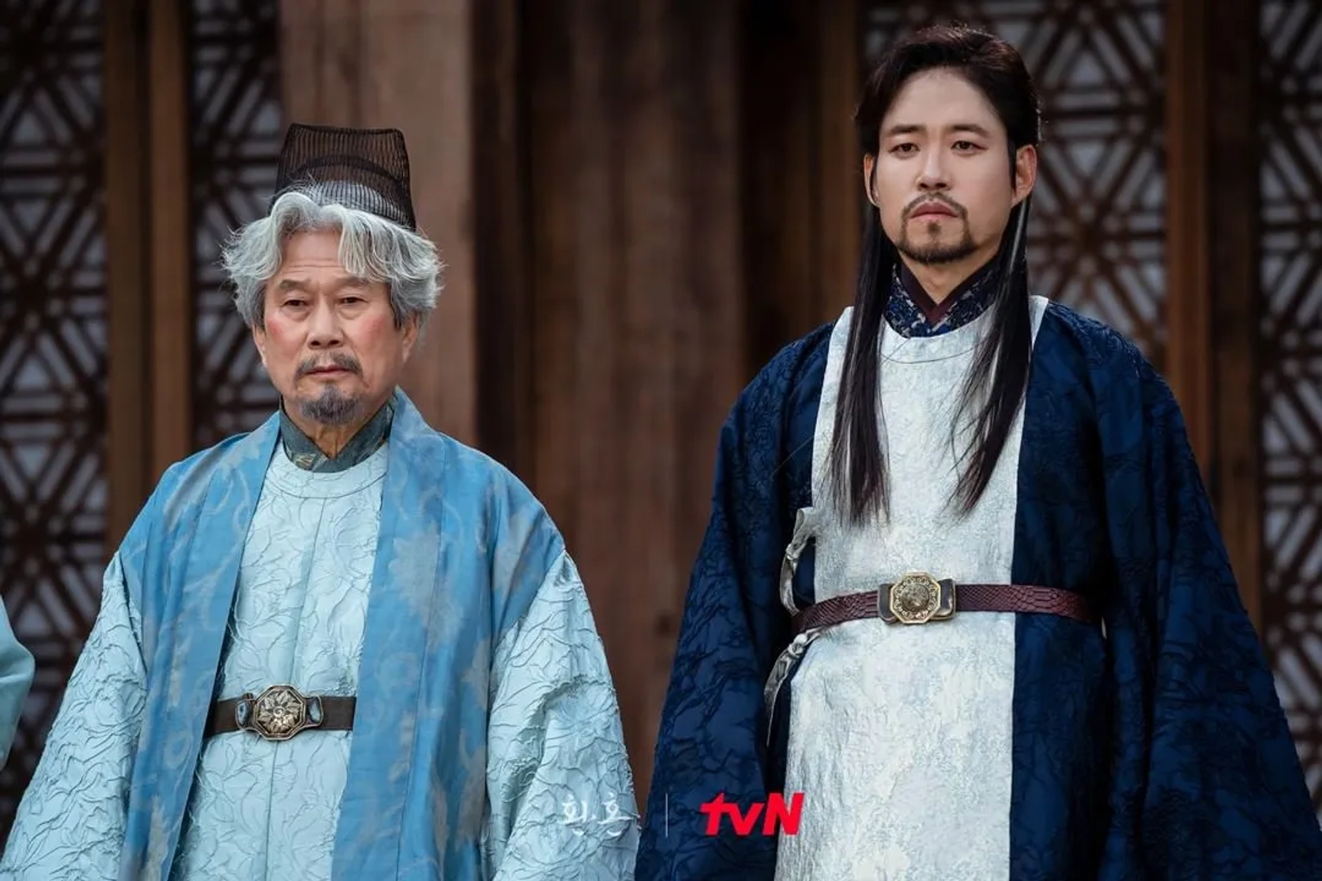 Joon-Sang Yoo and Lee Do-kyung in Alchemy of Souls (2022)