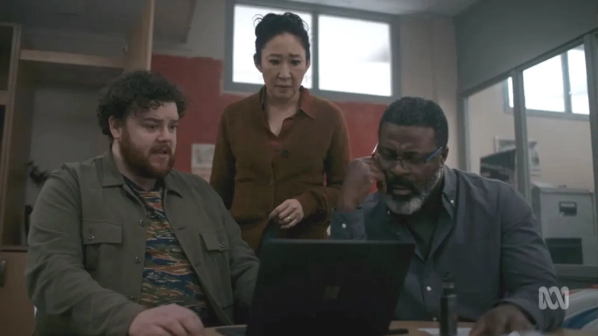 Sandra Oh, Danny Sapani, and Turlough Convery in Killing Eve: Beautiful Monster (2020)