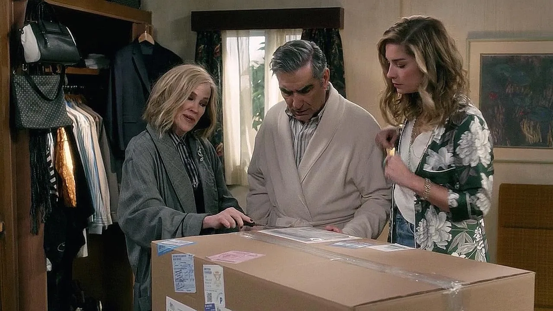 Catherine O'Hara, Eugene Levy, and Annie Murphy in Schitt's Creek (2015)