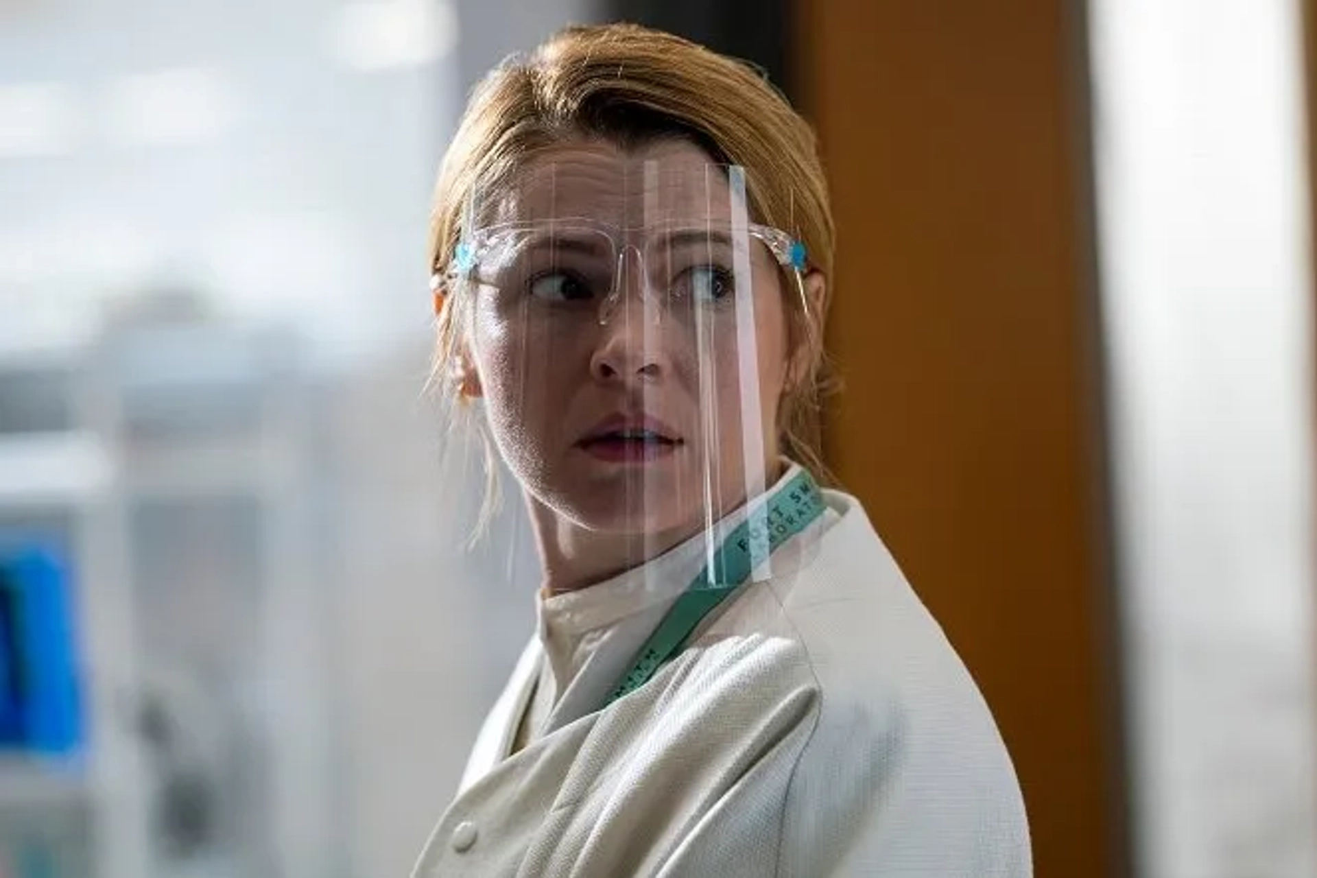 Amy Seimetz in Sweet Tooth (2021)