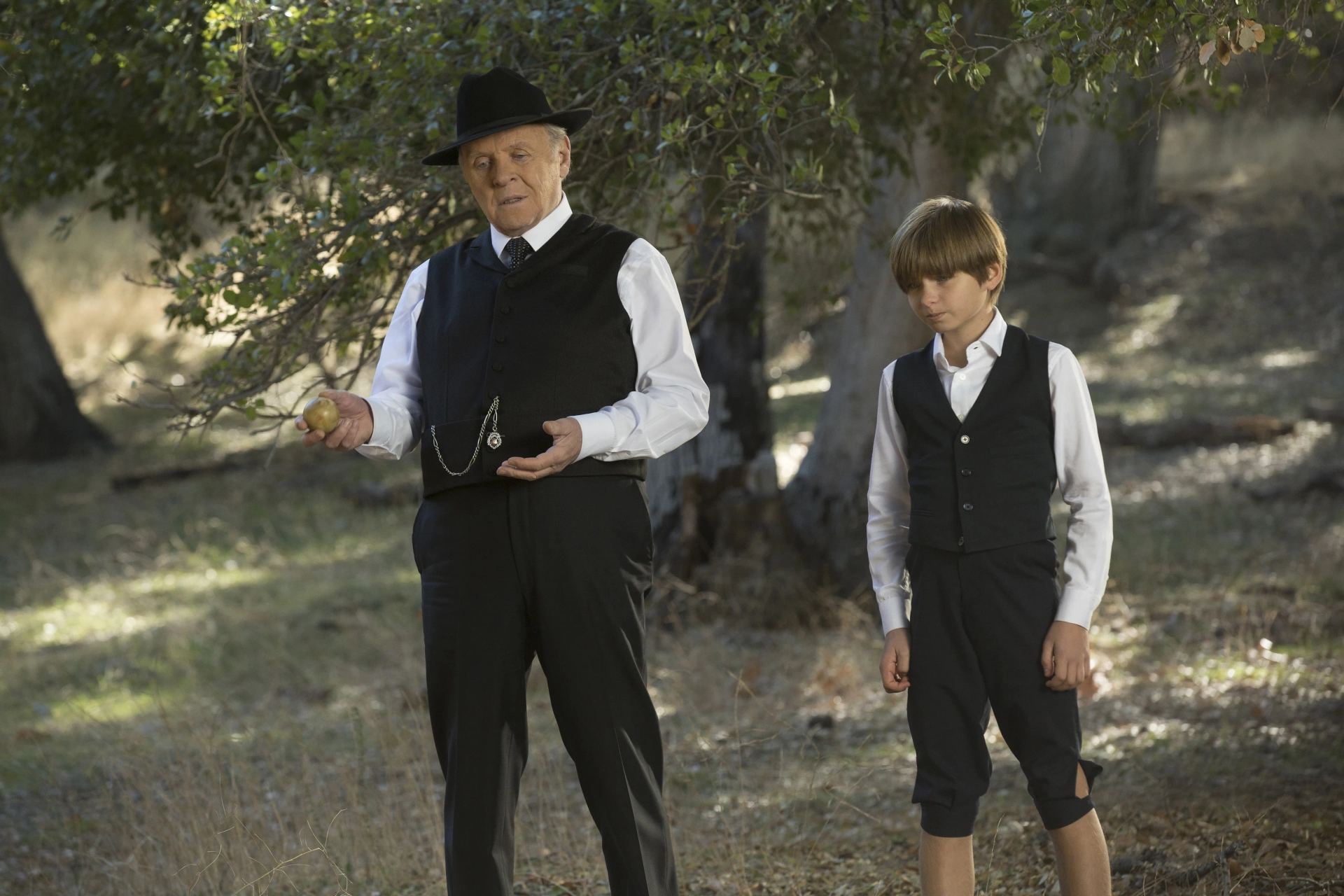 Anthony Hopkins and Oliver Bell in Westworld (2016)