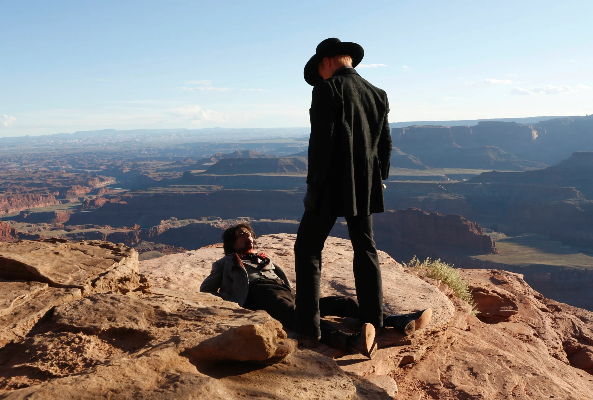 Ed Harris and Eddie Rouse in Westworld (2016)